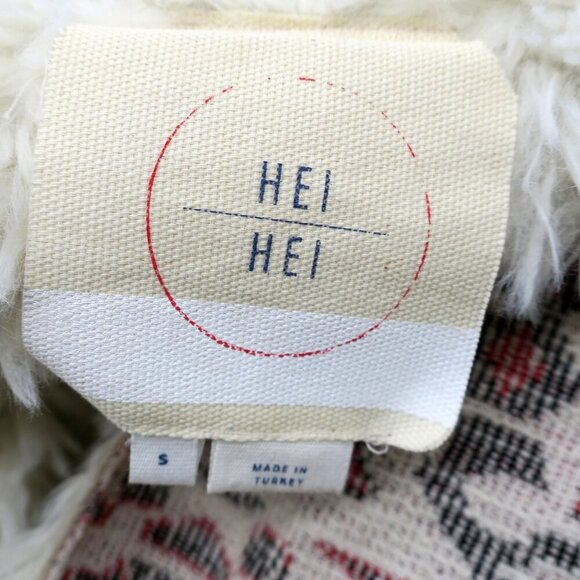 Hei Hei Anthropologie Geometric Jacquard Boho Sherpa Faux Fur Vest Women's Small - Picture 3 of 5